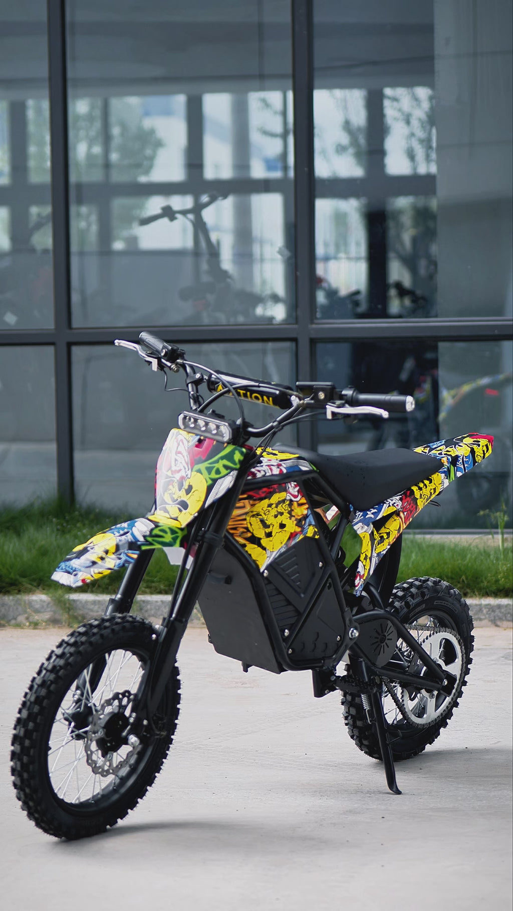MDD-03B 3000W Electric Dirt Bike, Graffiti